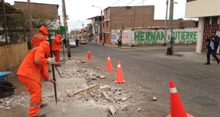 MPI inicia proyecto de construcción de veredas y mantenimiento de la calle Iquitos