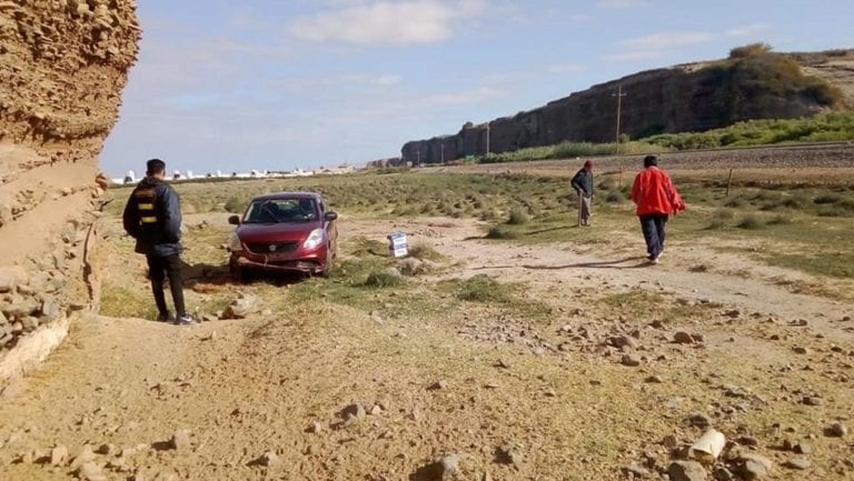 Un herido: auto se despista por evitar atropellar rebaño de ovejas