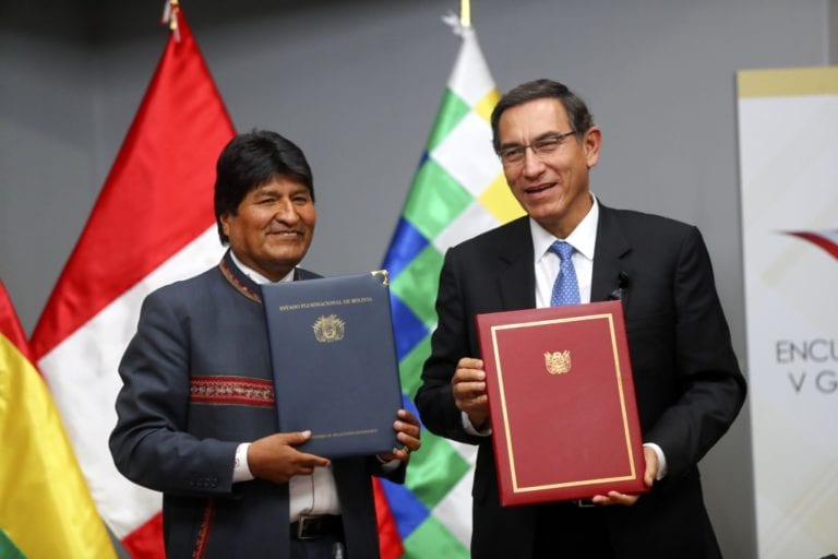 Perú y Bolivia suscriben en Ilo 12 acuerdos y establecen 92 compromisos para afianzar la integración