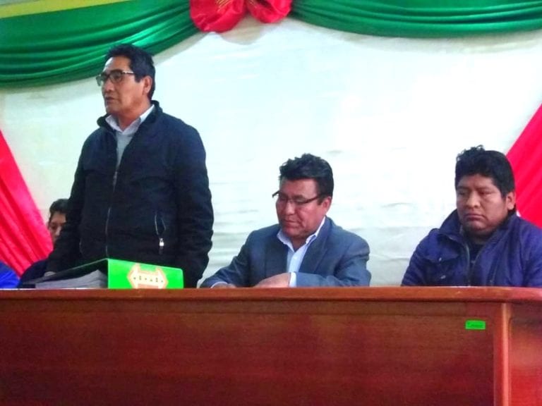Gobierno Regional Moquegua firma acta para viabilizar proyectos a favor de Ichuña