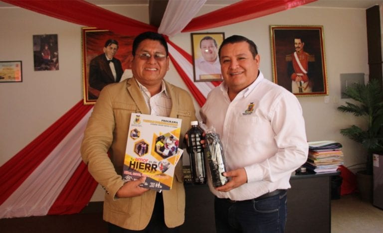 Alcalde recibió visita de su homólogo de Inclán