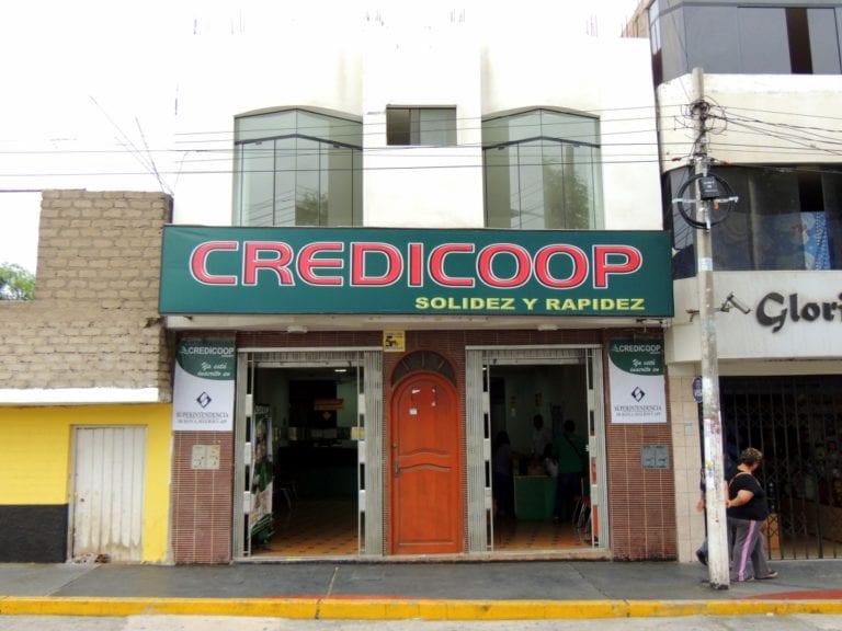 Compra de vehículos, construcciones, negocios y más en Credicoop Arequipa