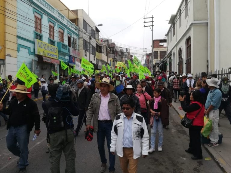Marchas en Mollendo e Islay-Matarani en segundo día de paro