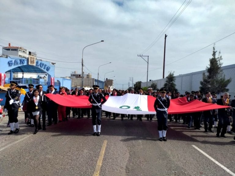 Municipio de Ilo, autoridades y el pueblo rindieron homenaje por Fiestas Patrias