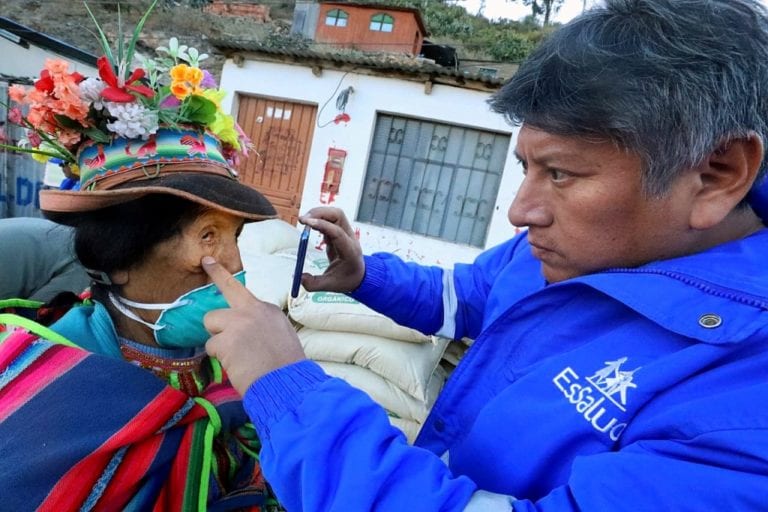 EsSalud trasladó Hospital Perú para atender damnificados por volcán Ubinas