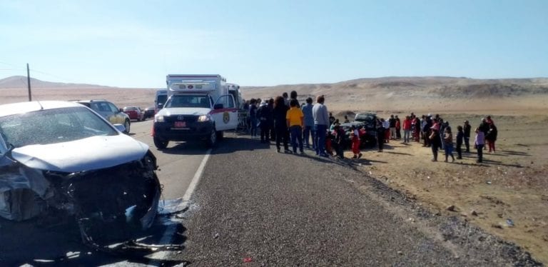 Cinco heridos en violento choque en la Panamericana cerca del cruce Ilo – Tacna