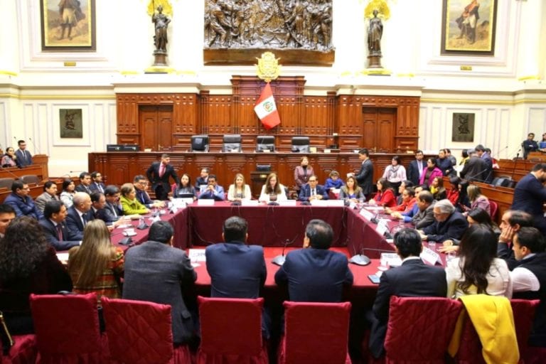 Comisión de Constitución recomienda archivar reforma de adelanto de elecciones