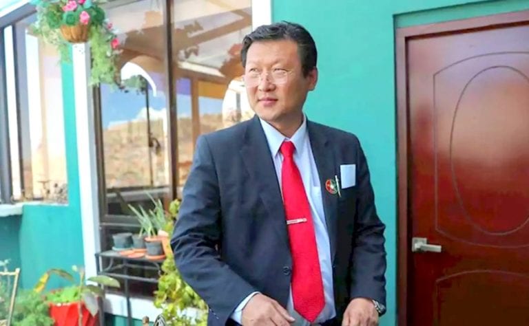 Un pastor coreano, acusado de machista y homófobico, busca la presidencia de Bolivia
