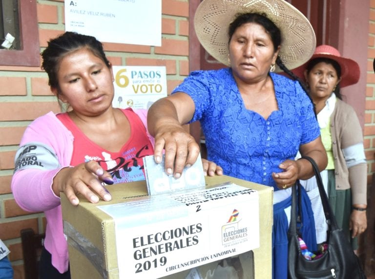 OEA considera que sería «mejor opción» convocar una segunda vuelta en Bolivia