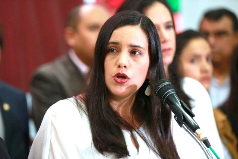 Verónika Mendoza defendió alianza de Nuevo Perú con partido de Cerrón tras renuncias de Glave y Huilca