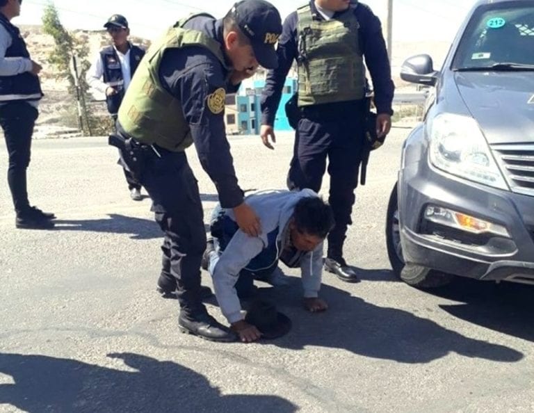 Patrullero de la Policía Nacional atropella a anciano en Moquegua