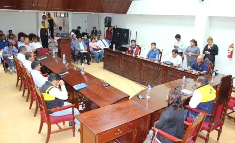 Autoridades y dirigentes por unanimidad respaldan retiro de alcalde de Moquegua del Comité de Monitoreo de Quellaveco