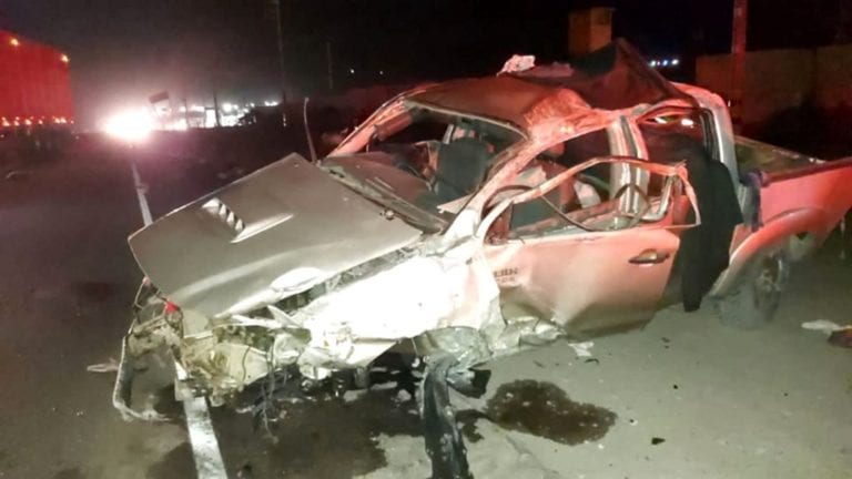 Arequipeño queda grave tras volcar camioneta cerca de Playa Pozo Lisas de Ilo