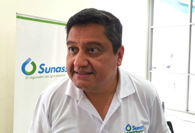 Funcionario de la SUNASS deja mal parado al alcalde de Ilo Gerardo Carpio