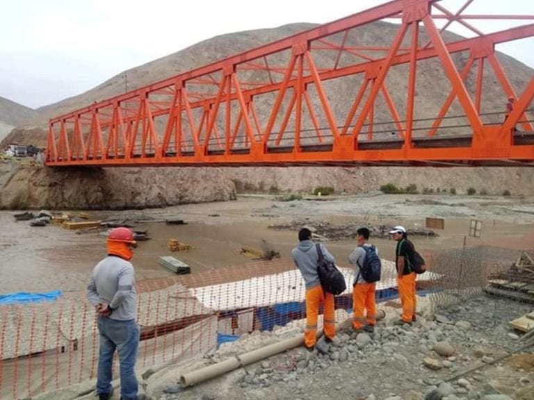 Construcción de puente El Toro se vio afectada por crecida del Tambo