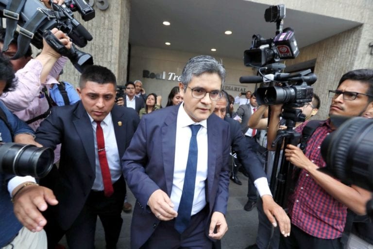 Fiscal José Domingo Pérez allana oficinas de Confiep