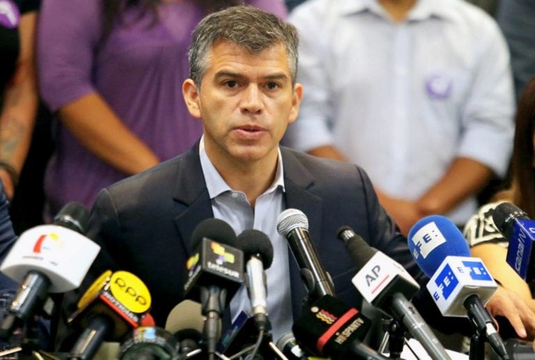 PJ suspendió la audiencia de pedido de impedimento de salida del país para Julio Guzmán