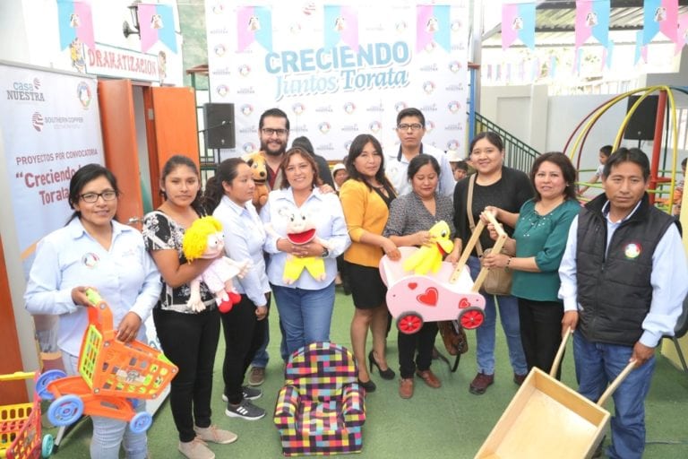 Casa Nuestra implementa sectores de juego para niños de I.E. Santa Teresita de Torata