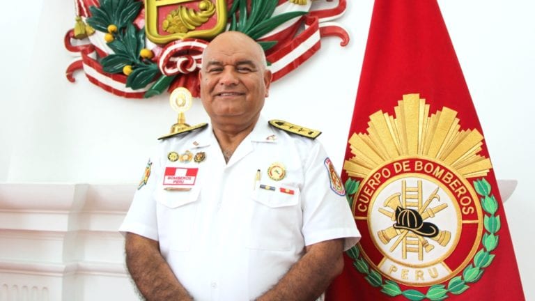 Comandante general de Bomberos pide apoyo a autoridades