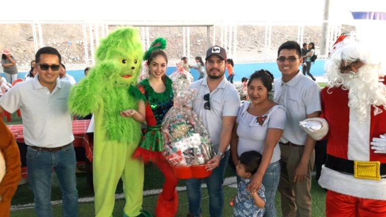 Matarani 2000: Seaboard Perú entrega agasajo navideño a niños