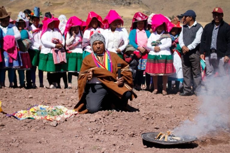 Ceremonia de pago a la tierra