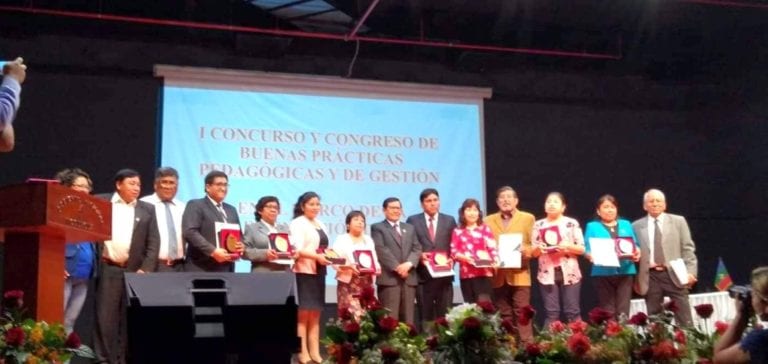 Docentes Sanchezcerrinos ganan “premio regional amauta”