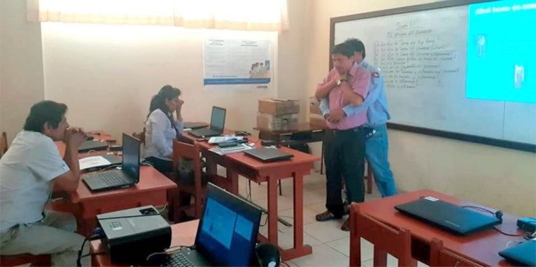 Capacitan a personal docente en primeros auxilios