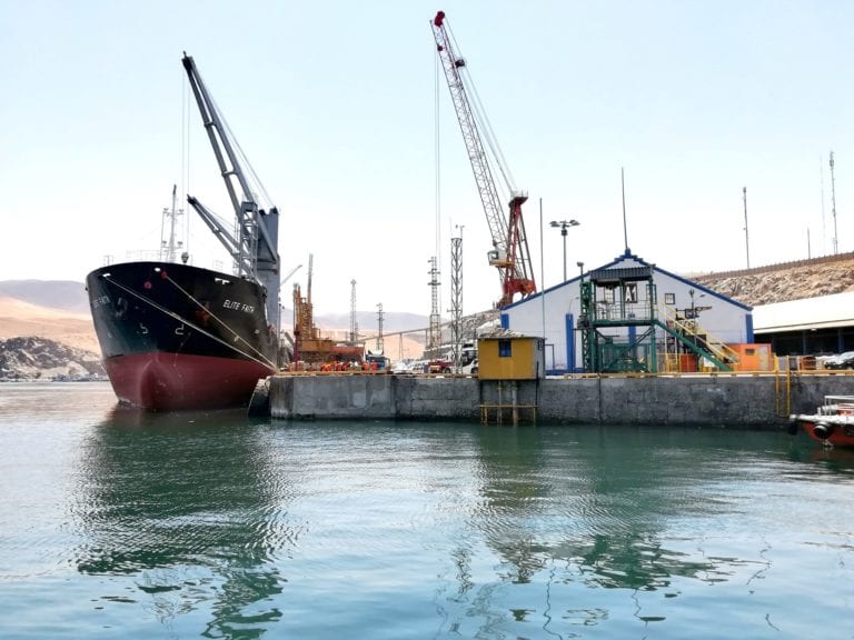 Tía María: Fuerzas Armadas continuarán en el puerto de Matarani hasta el 31 de enero