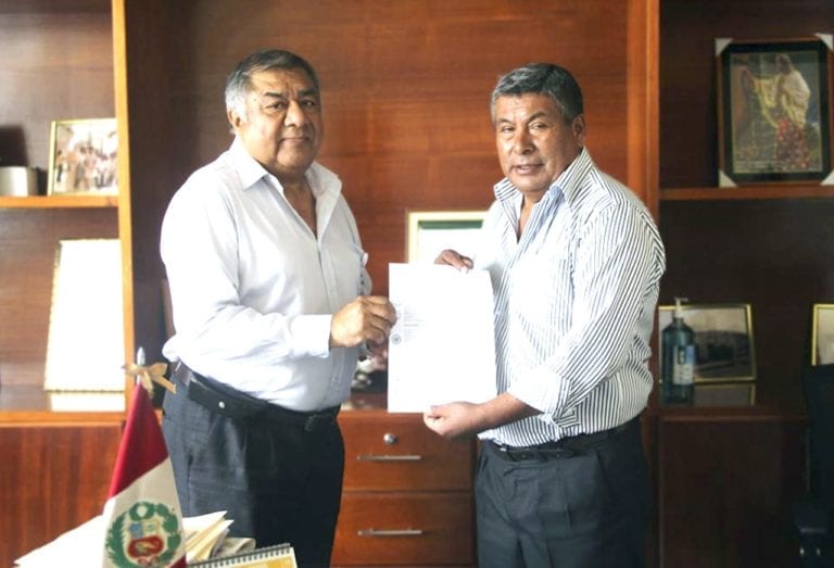 Municipio de Cocachacra y Osinergmin firman convenio