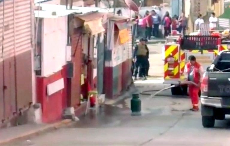 Fuga de gas en quiosco alarma a vecinos de la calle Tacna