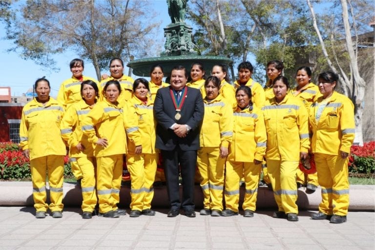 Municipalidad inicia inscripción de programa social para 700 mujeres en Moquegua