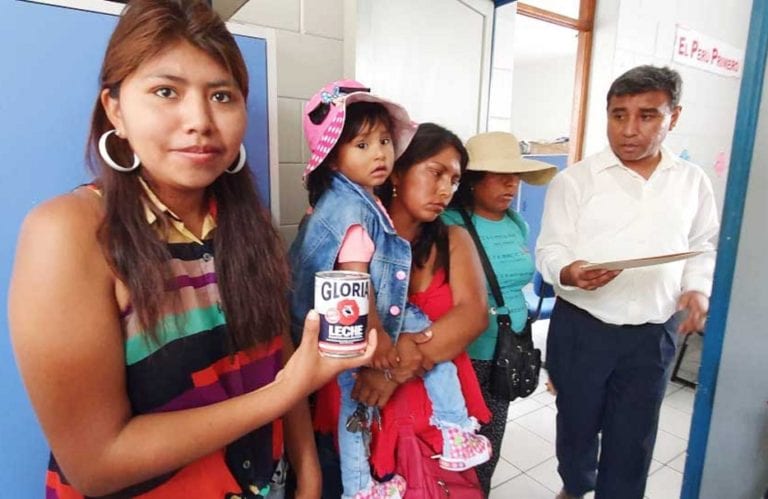 Beneficiarias del Vaso de Leche denuncian que les entregaron insumo malogrado