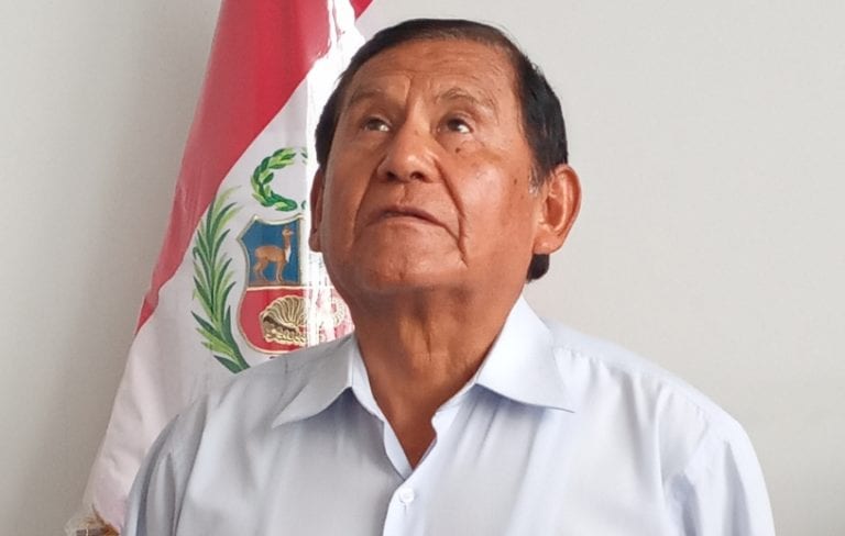 Gobernador regional Zenón Cuevas abandona Moquegua en plena emergencia