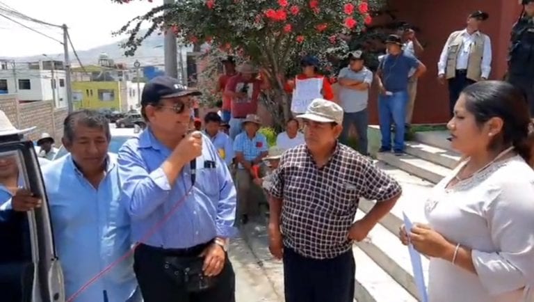 Colectiveros del servicio interprovincial buscan su formalización