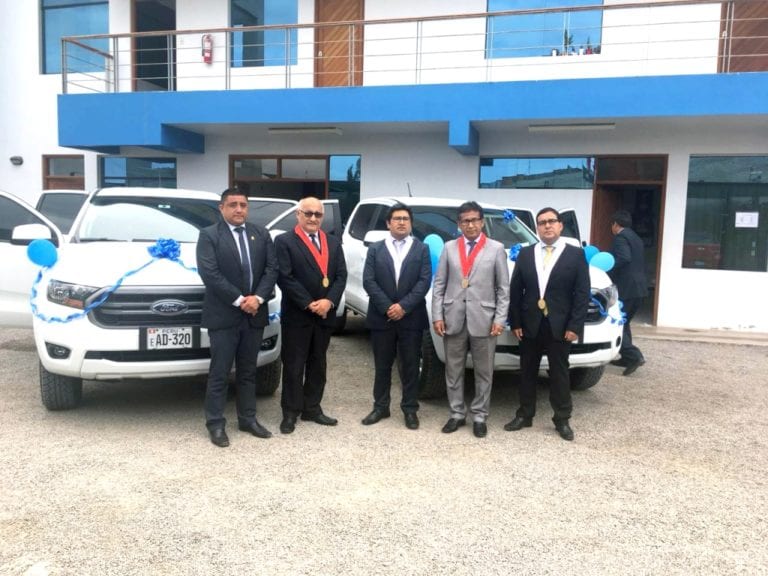 Dos camionetas potenciaran parque automotor de Fiscalía en Moquegua