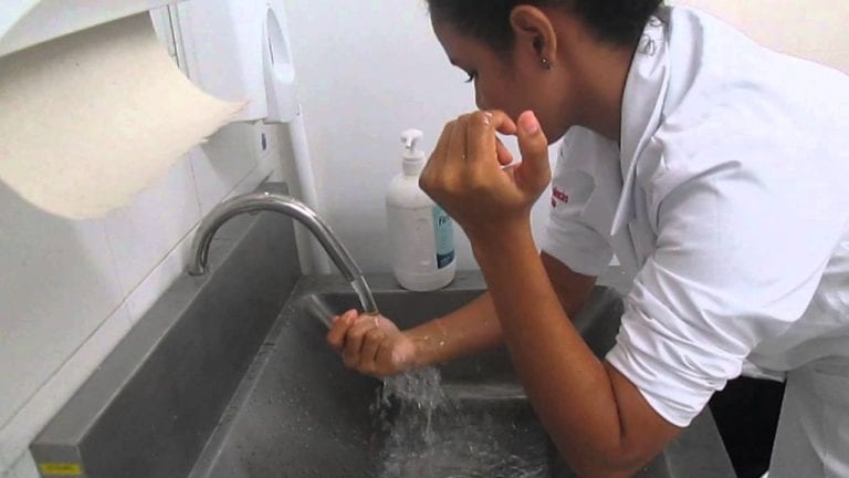 SOBRE RUEDAS: Guía para la limpieza y desinfección de manos y superficies (parte 2)