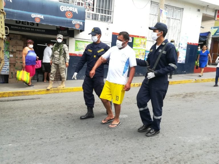 Estado de emergencia: Marina interviene a decenas de indocumentados