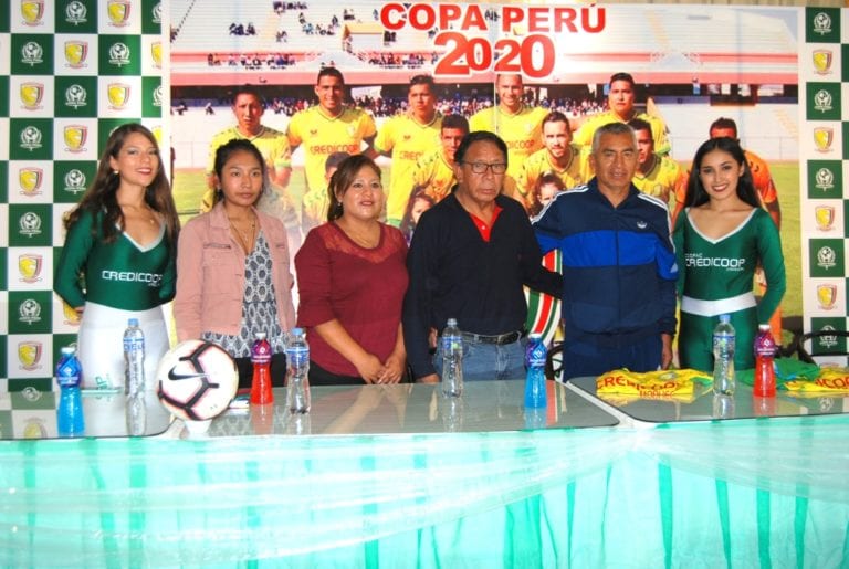 Presentan a “Puchito” Flores como entrenador del Credicoop San Cristóbal
