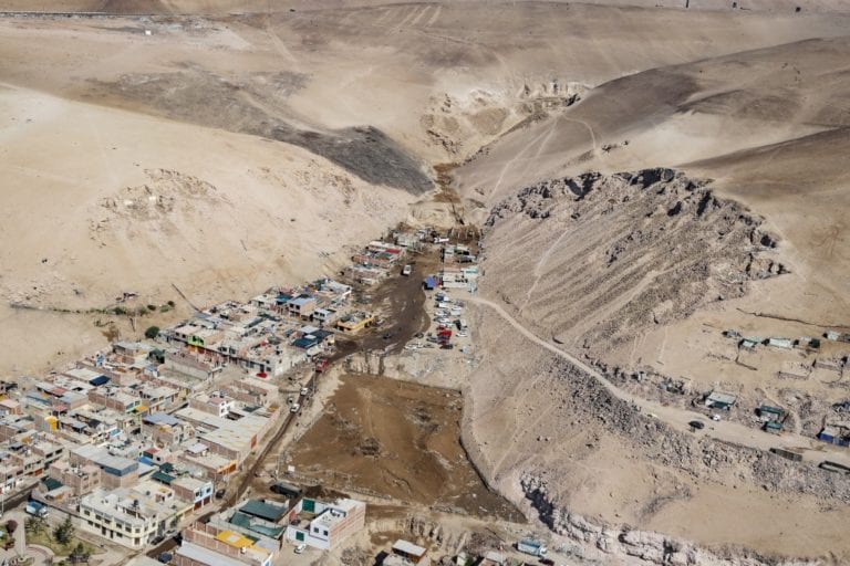 La quebrada del diablo, ¿la quebrada del cementerio? todo parece tenebroso, allí construyen viviendas