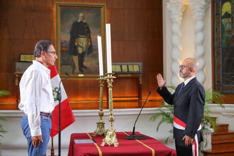 Víctor Zamora Mesía juró como nuevo ministro de Salud