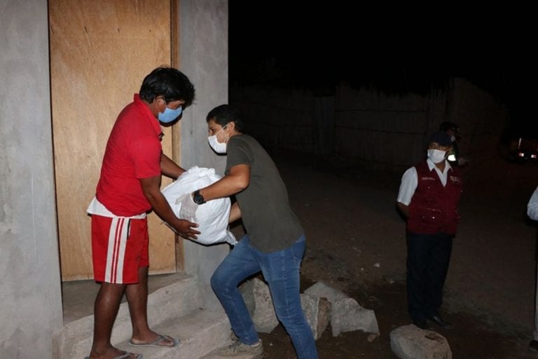 Cuatro municipios de la provincia de Islay ya entregaron canastas familiares