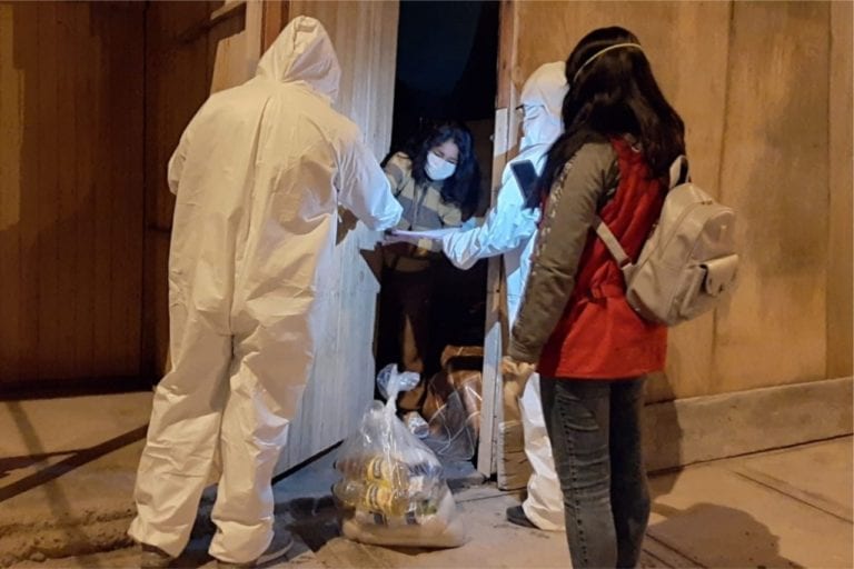 Se entregaron canastas con alimentos a familias vulnerables de San Antonio y Chen Chen
