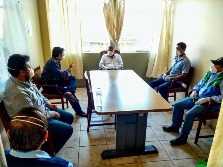 Autoridades pedirán pruebas rápidas para serenazgo y vendedores de mercados