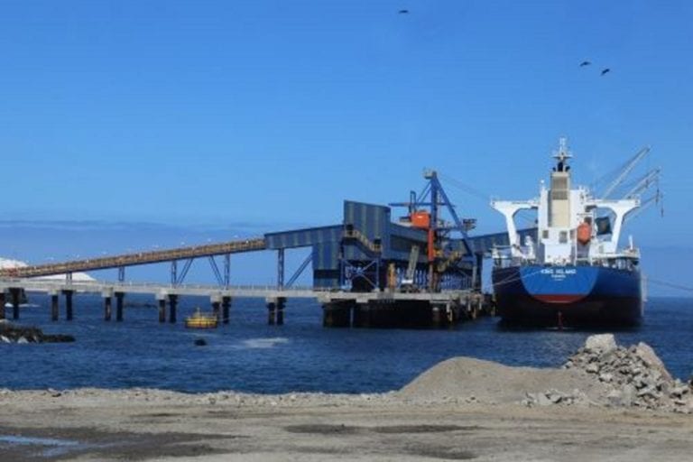 MTC reinicia obras en el puerto de Matarani