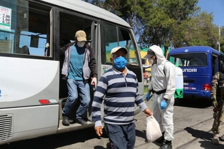 Prohíben circulación de transporte público en Arequipa  
