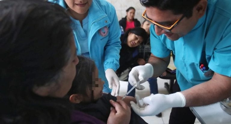 Gerencia regional de Salud garantiza vacunación contra influenza y neumococo