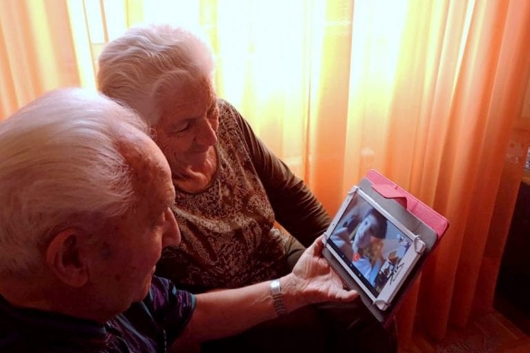 ¡Ojo, familia con los asintomáticos! Aún no es tiempo de visitar a los abuelos o primos