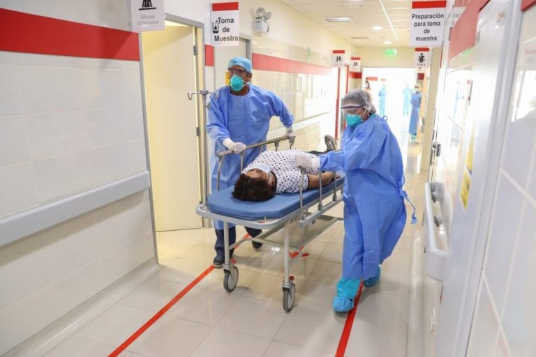 Geresa: 11 hospitalizados y 3 en cuidados intensivos por covid-19 en Moquegua
