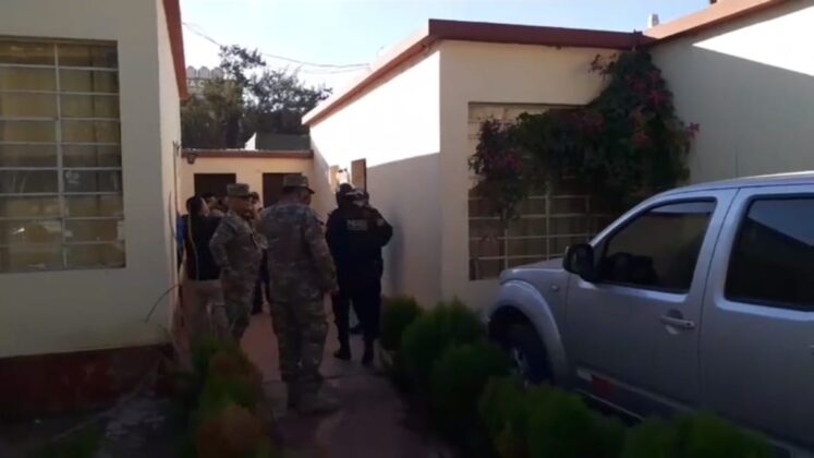 Sujeto intenta asaltar a camion distribuidor y se esconde en casa de villa militar 8 02062020 La Prensa Regional
