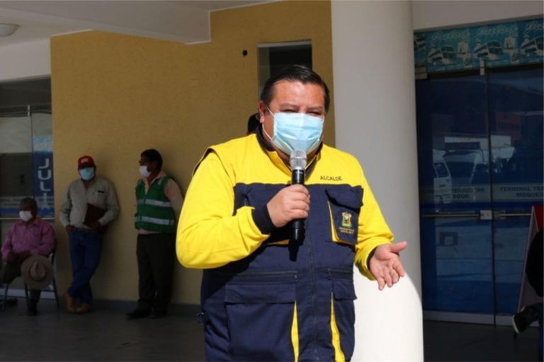 Alcalde provincial gestiona compra de vacunas contra el Covid-19 a China 